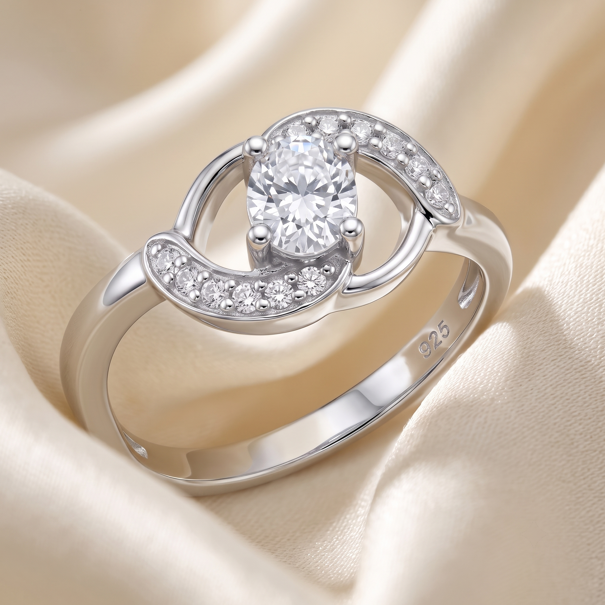 Silvme Oval Orbit Solitaire 925 sterling silver ring for women set with cubic zirconia — macro close-up