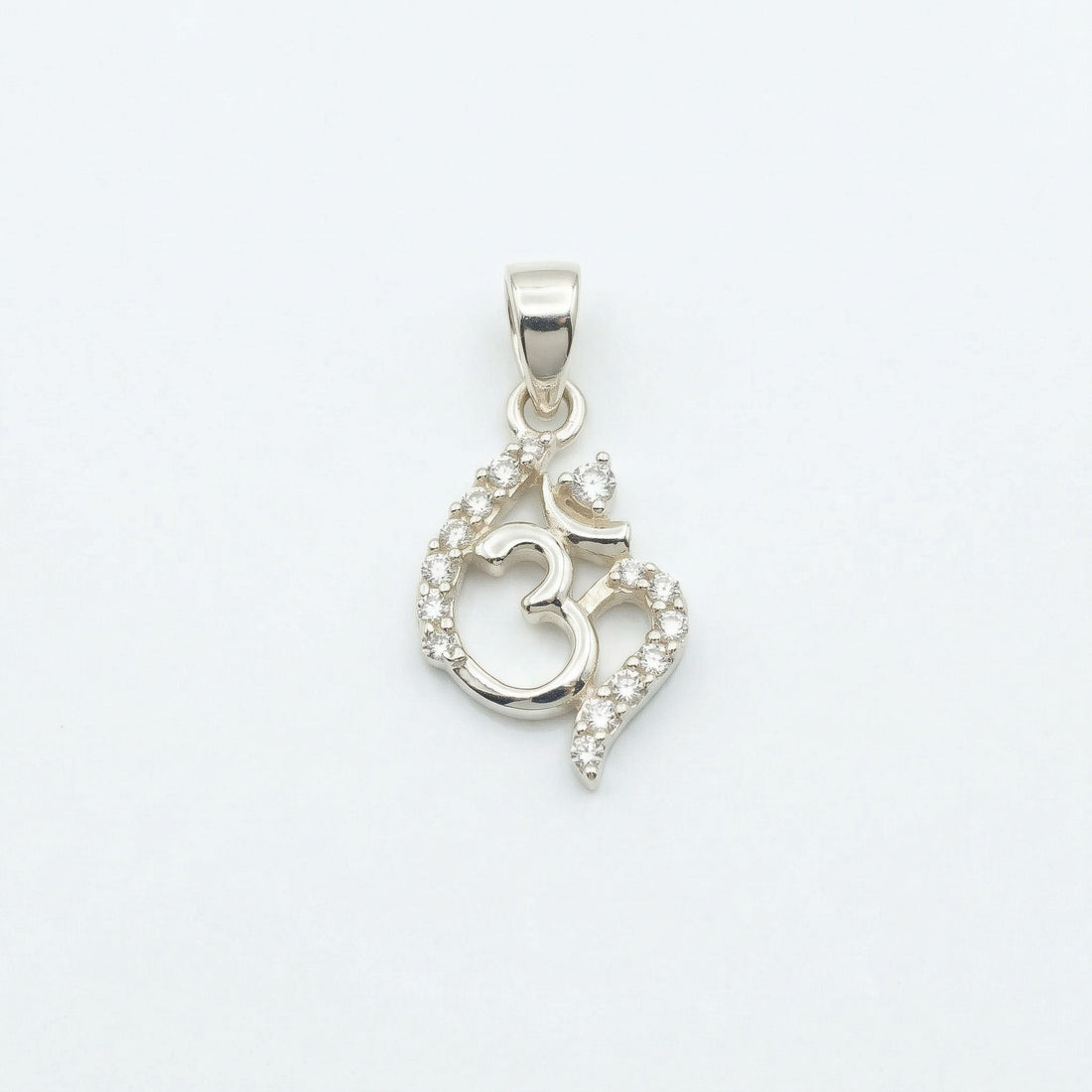 Silvme OM Pendant in 925 sterling silver, jewellery for women, premium silver jewellery, ideal as a Rakhi gift