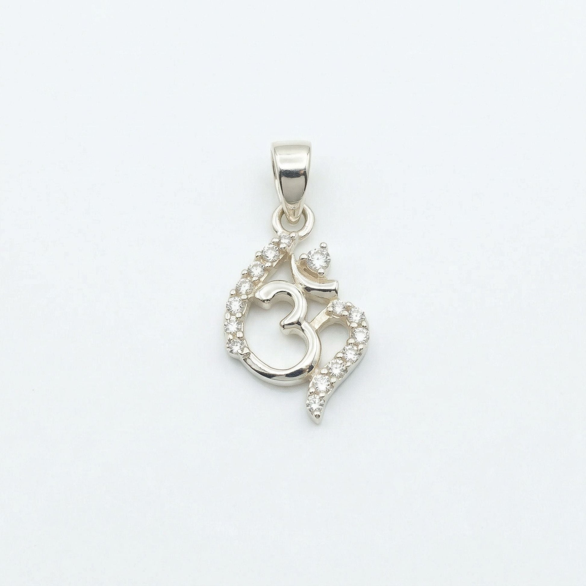 Silvme OM Pendant in 925 sterling silver, jewellery for women, premium silver jewellery, ideal as a Rakhi gift