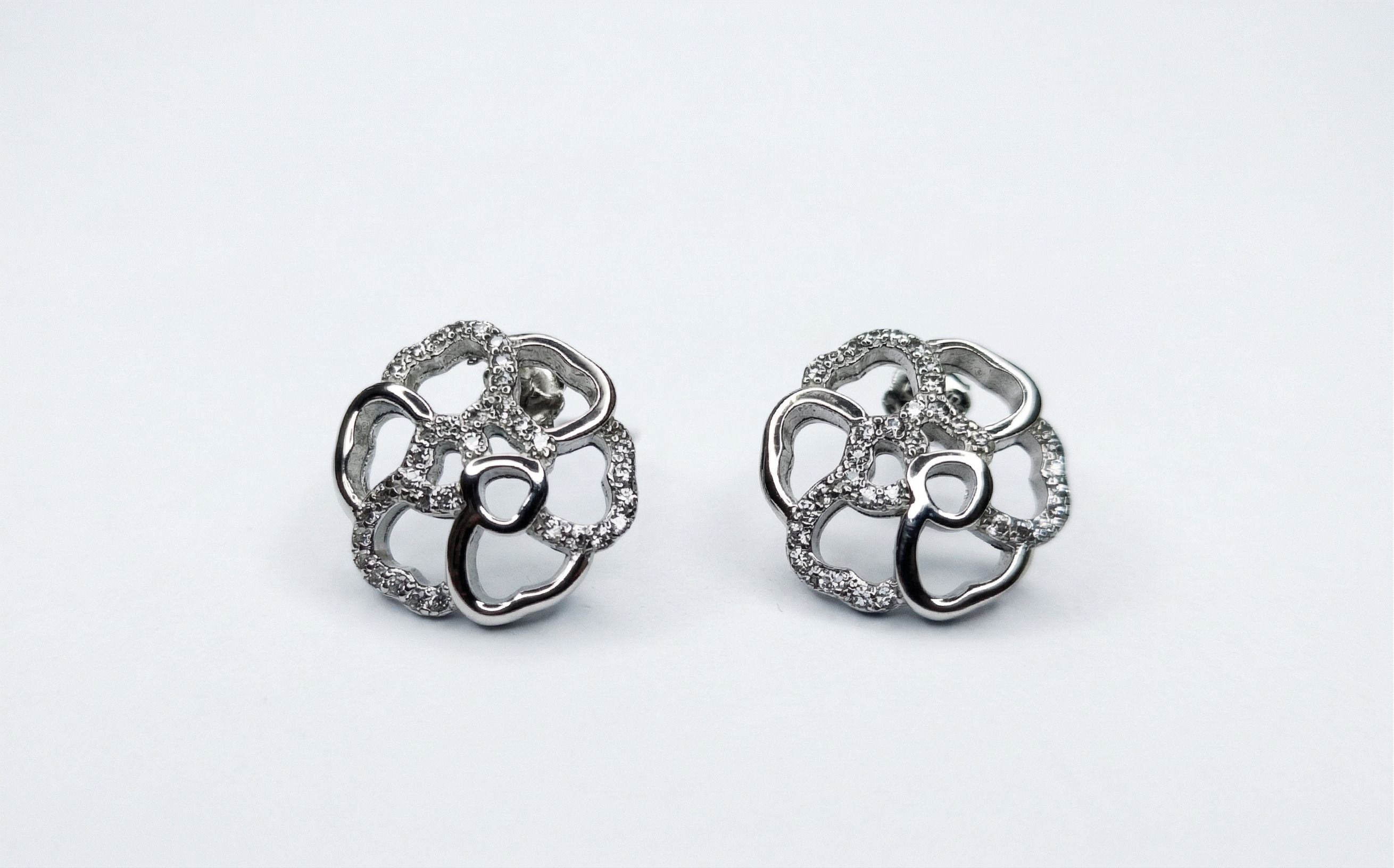 Silvme Pure 925 Silver Open-Petal Camellia CZ Stud Earrings - Pavé Set for Women | Silvme 925 Sterling Silver