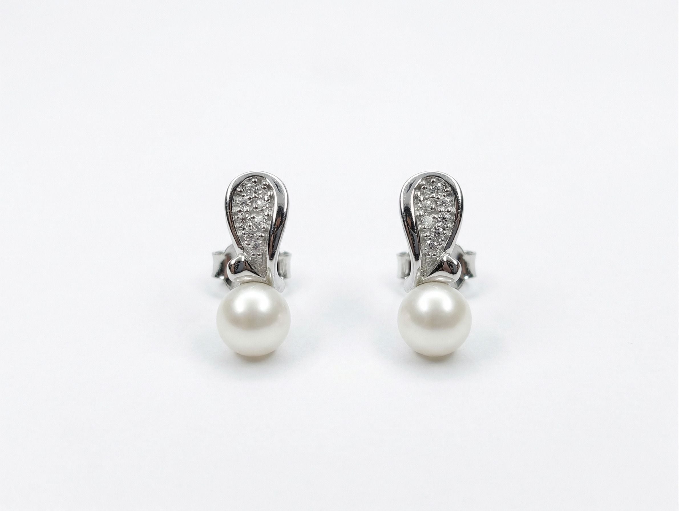 Silvme Pure 925 Sterling Silver Pearl Drop Earrings with Elegan Detailing for Women | Silvme 925 Sterling Silver