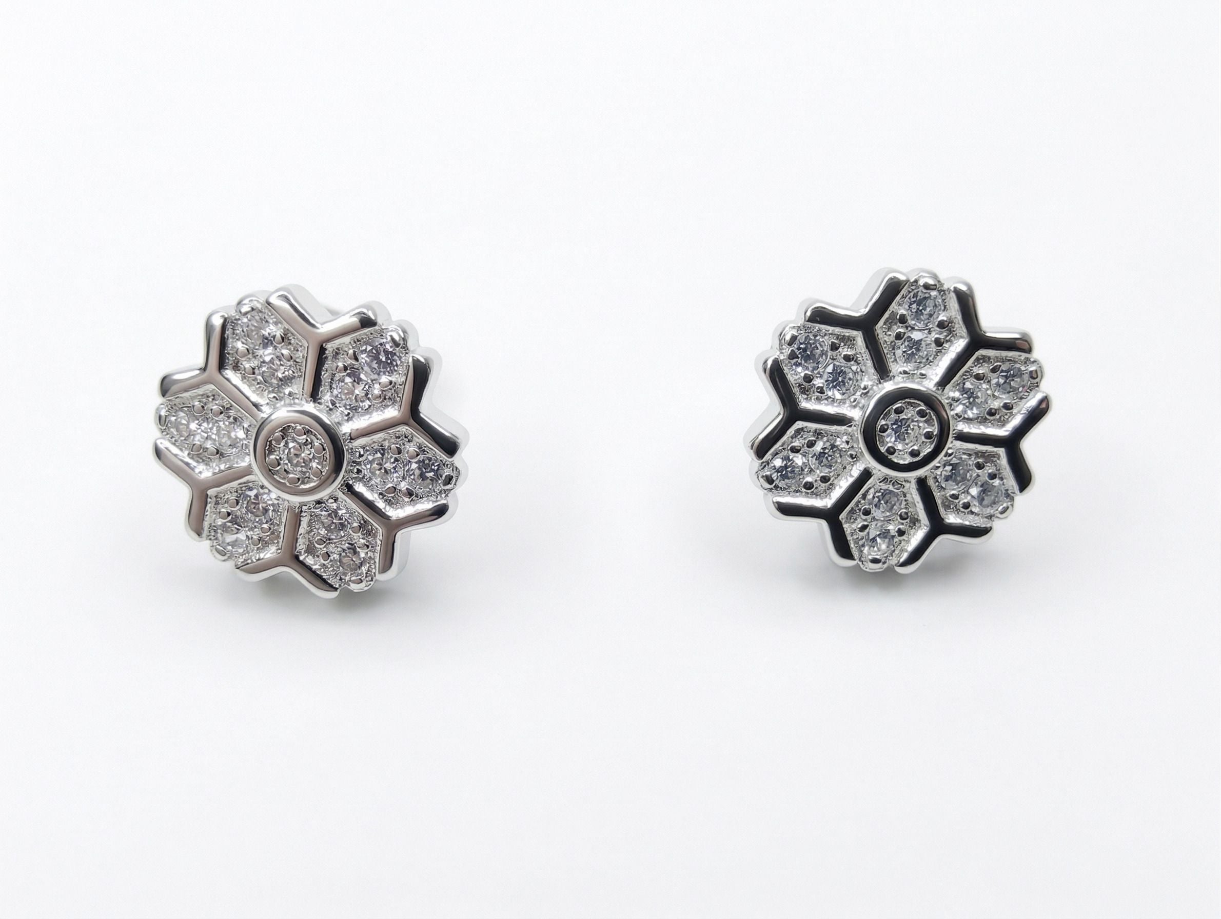 Silvme Pure 925 Sterling Silver Snowflake Floral Pavé CZ Stud Earrings | Silvme 925 Sterling Silver